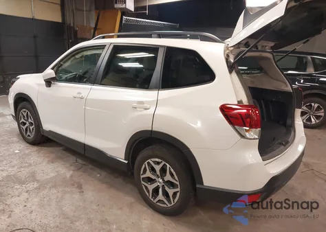2020 Subaru Forester Premium z USA, uszkodzony, nr VIN JF2SKAJC3LH413653